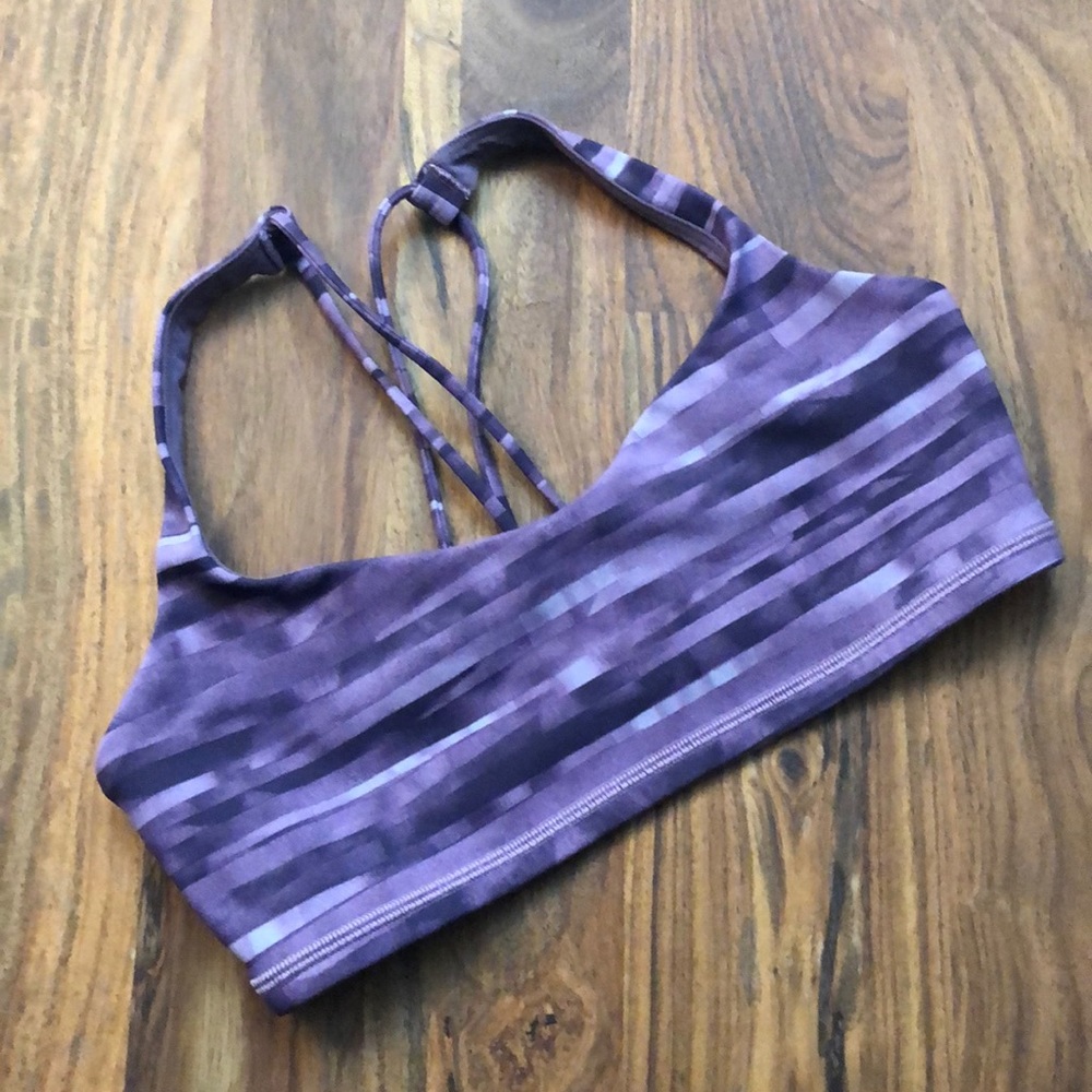 Lululemon Free to Be Bra